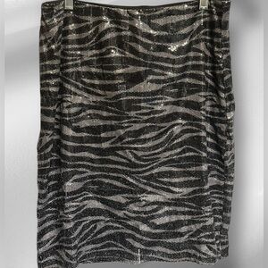NWT CABLE AND GAUGE WOMENS SHINY/SPARKLE LINED SKIRT SIZE SMALL